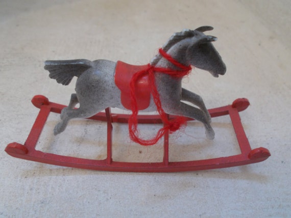 triang rocking horse 1970s