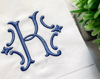 Serviette d'invité monogrammée en lin ajourée brodée sur mesure