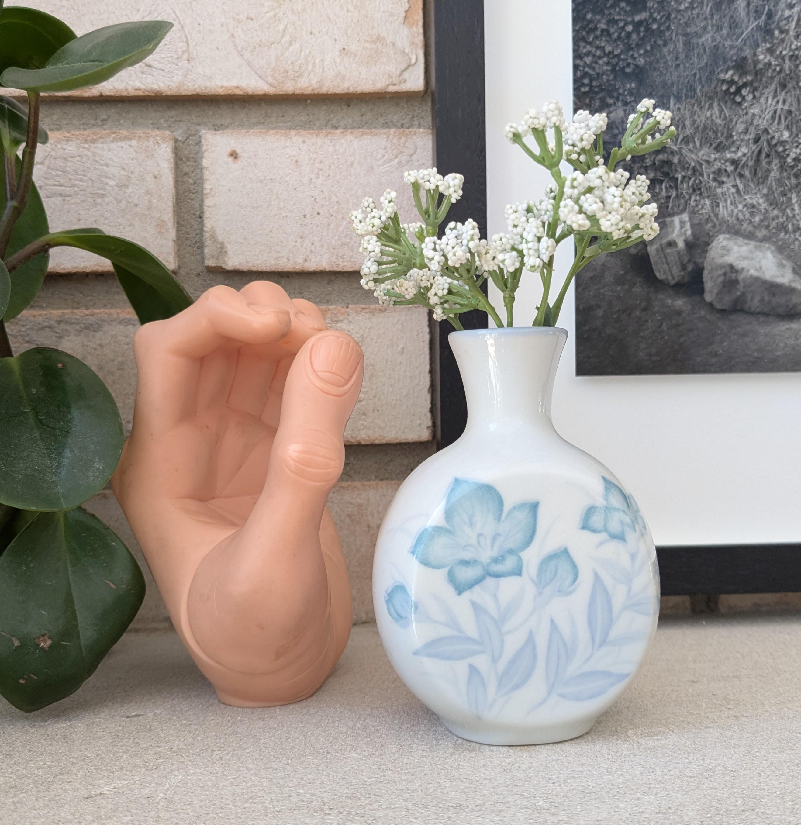 ●JAPANESE MODERN VINTAGE FLOWER BASE● Vintage MCM Asahi Japanese Bud Vase Blue Lavender Floral Beautiful