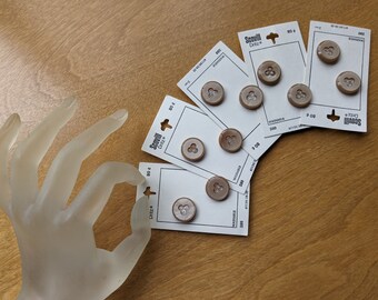Botones vintage beige topo para coser, lote de 10, con vástago de 16 mm, nuevos en tarjetas