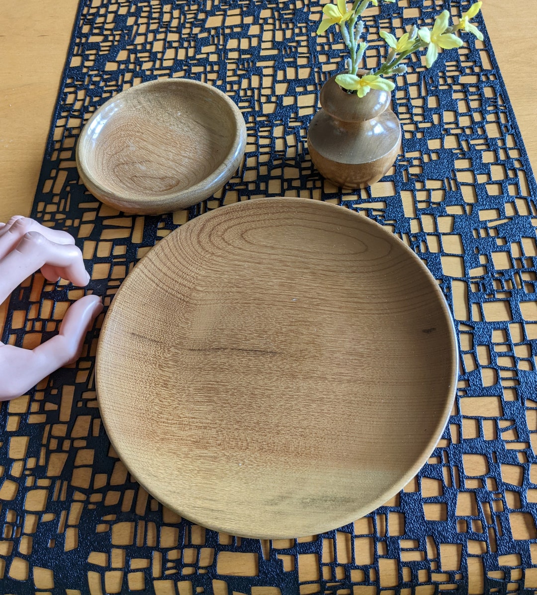 Vintage Myrtlewood Plate or Tray, Ralph A Bailey and Co., Oregon