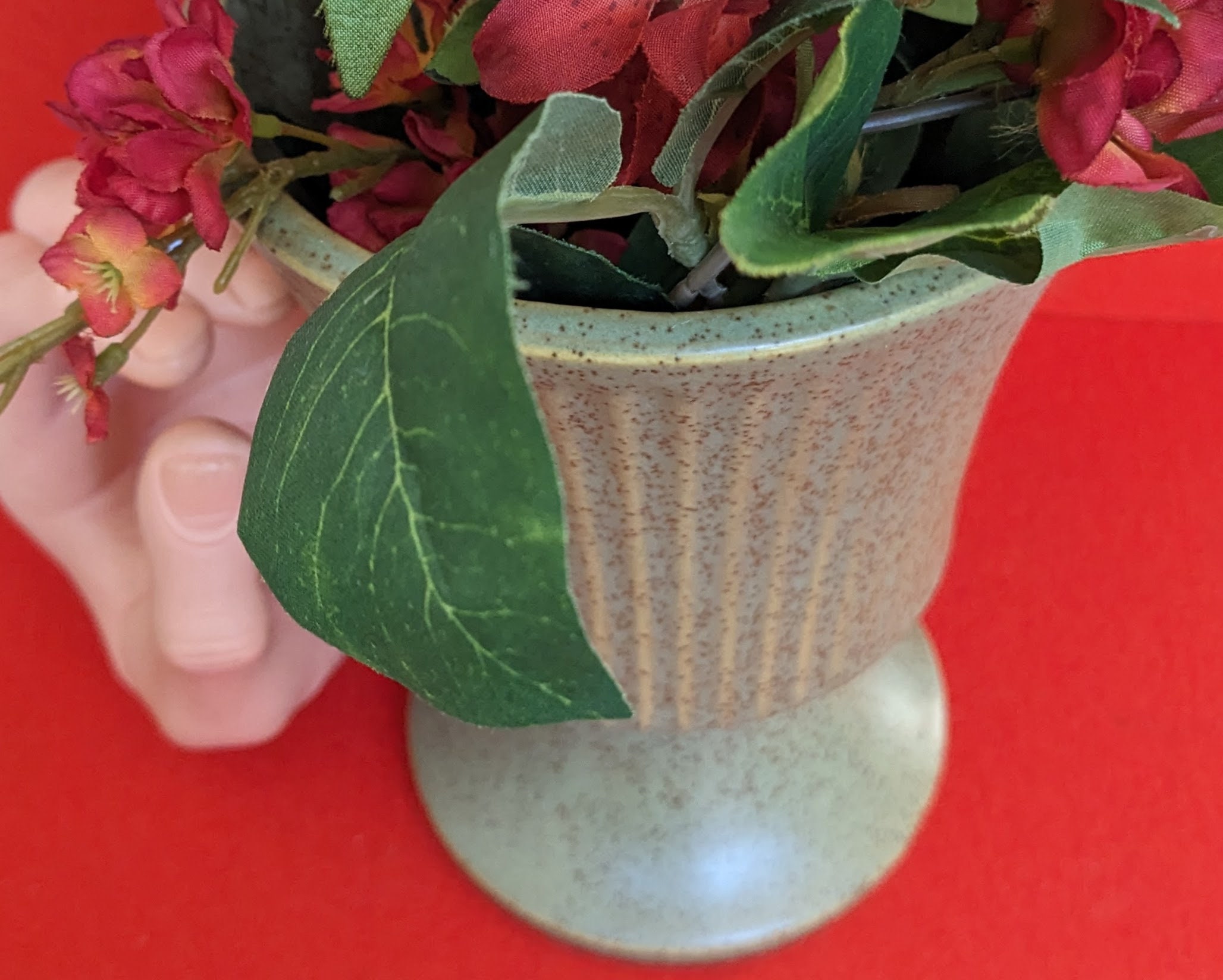 Mid Century Mccoy Floraline Vase 474 50s Ribbed Pedestal Ceramic
