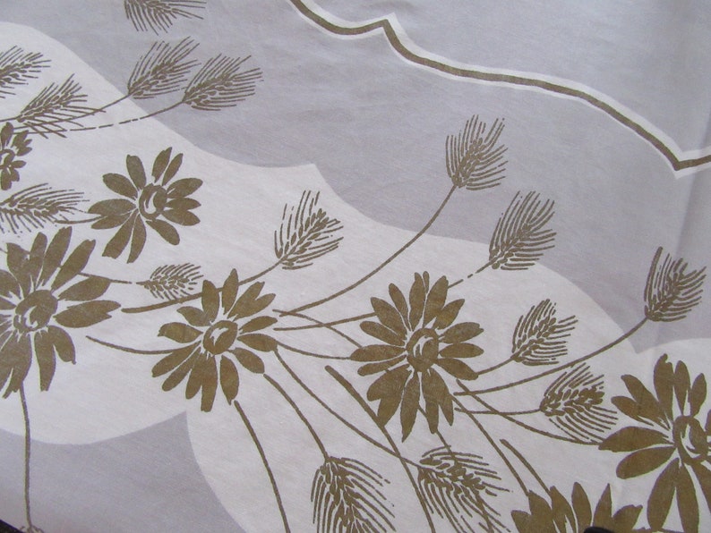 Vintage Retro Fifties Falspun New WTag 52 X 70 Tablecloth 4 Napkins Gold Gray White Hand Printed USA