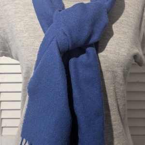 Johnstons of Elgin 青色ストール used Johnstons of Elgin - Etsy