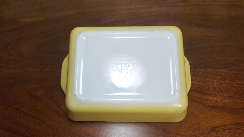 Vintage Pyrex #503 Yellow Fridge Dish