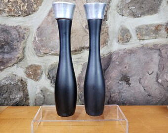 Vintage 1960s Black Salt Shaker & Pepper Mill Grinder Pair, Danish Modern Style, Made in Japan