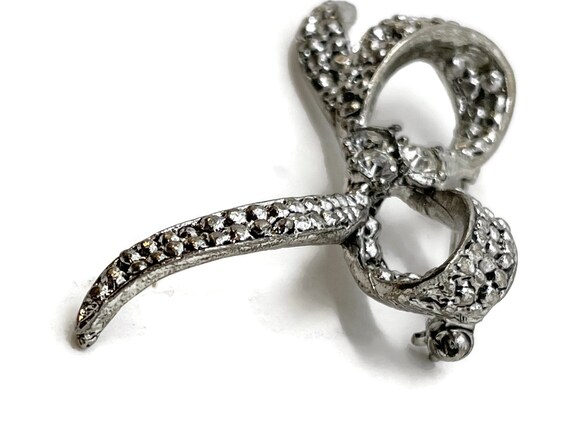Silver-tone bow brooch with rhinestones - image 5