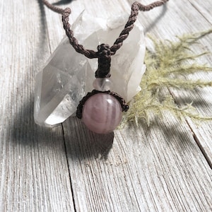 Rose Quartz necklace, Round Pink Quartz necklace, Pink crystal necklace, Hippie necklace, Quartz necklace gift idea, Spiritual jewelry, Boho