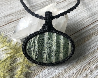 Green Serpentine Macrame Necklace: Chatoyant Stone Pendant