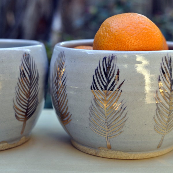 gold feather bowl