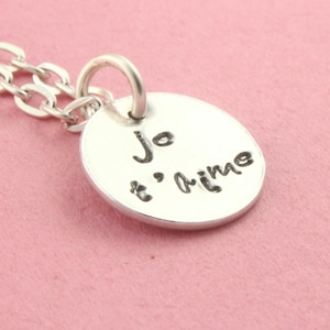 VENTE - Collier Je t’aime - Collier Français pour I Love You Silver - Collier en argent estampé à la main - Saint-Valentin - Cadeau de fête des mères