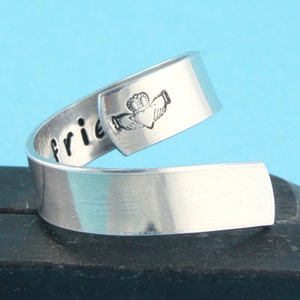 Keltischer Claddagh Ring - Silber Claddagh Ring - Herz Claddagh Ring - Irischer Keltischer Ring - Freundschaftsring - Freundschaftsring