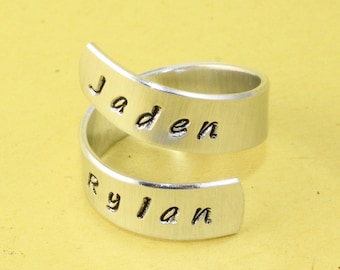 SALE - Names Wrap Twist Ring - Personalized Ring - Adjustable Aluminum Ring - Hand Stamped Ring - Mother&#39;s Day Gift - Gift for Her