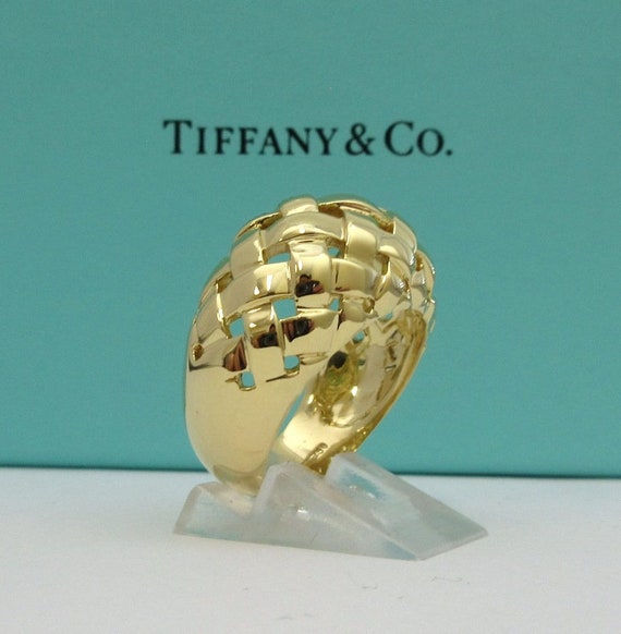 TIFFANY & Co. 18K Gold Vannerie Dome Ring 9