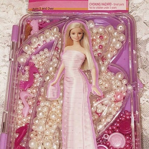 BARBIE BEADS KIT Ages 5 and up Vintage from 2001 Mattel Plastic Case with Barbie on Front Pink & White &quot;Pearl&quot; Beads called Party Pearls