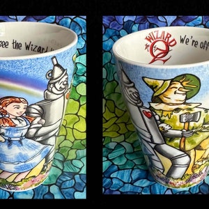 WIZARD of OZ WHIMSICAL 5" Porcelain Mug Lion, Scarecrow ,Dorothy, Tin Man, and Lion We're off to see the Wizard Paul Cardew Unused