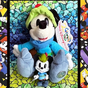 2000 DISNEY WORLD PARKS Mickey Mouse Brave Little Tailor Bean Bag & True Original Mickey Mouse Funko Vinyl Figure Adult Owned Figure New