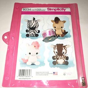 SIMPLICITY 8034 Stuffed Animals Sewing Pattern and BONUS Ballet Ribbon & Vinyl Zipper Pouch