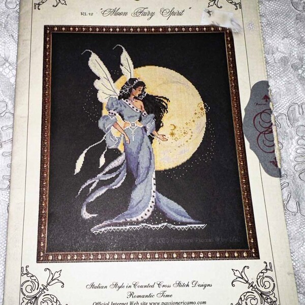 VINTAGE PASSIONE RICAMO Moon Fairy Spirit Original Cross Stitch Pattern Romantic Time Italian Style Unused from 2000