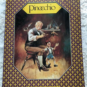 Vintage PINOCCHIO 1979 Softbound Story Book PLUS CRAFTS Marionettes Puppets Make a Hand Puppet Punch and Judy
