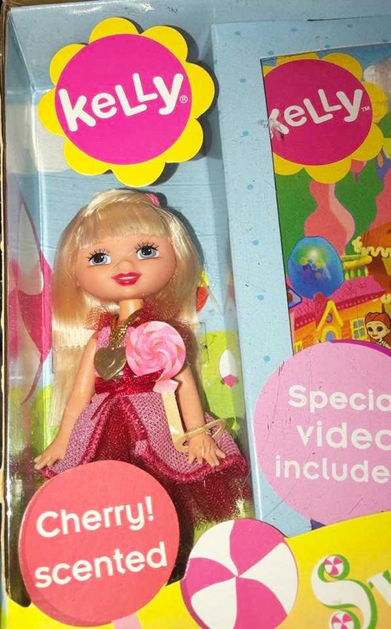 New in Box SWEETSVILLE Kelly & Keeya With Special VHS VIDEO From
