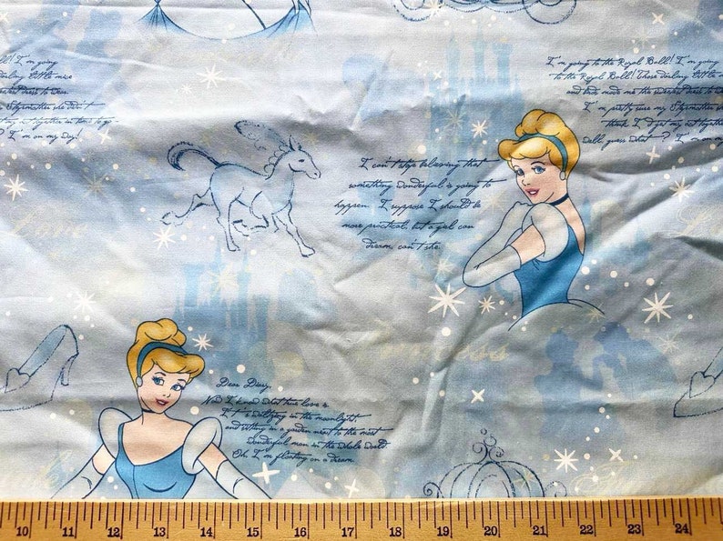VINTAGE DISNEY CINDERELLA 100% Cotton Quilting Sewing Fabric Carriage ...