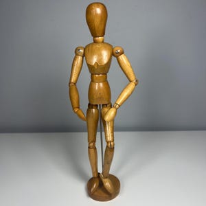 Vintage Made In Taiwan Wooden Posable Mannequin Model Artist Figure Drawing 13”.