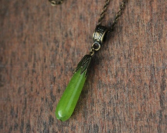 Green Jade Stone Drop Pendant Green Gemstone Necklace Boho Brass Necklace Unique Crystal Necklace Jade Brass Jewelry Everyday Women Necklace