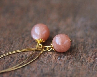 Delicate Natural Peach Moonstone Earrings Long Dangle Earrings Dainty Gemstone Earrings Earrings Elegant Everyday Sunstone Crystal Earrings