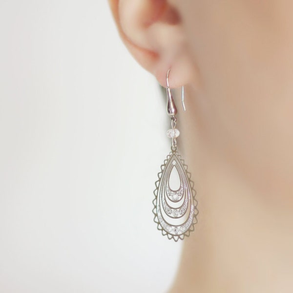 Silver Tone Filligree Earringgs, Drop Fillegree Earrings, Filligree Earrings,Dangle Earrings,Delicate earrings,Elegant Earrings,Gift for her