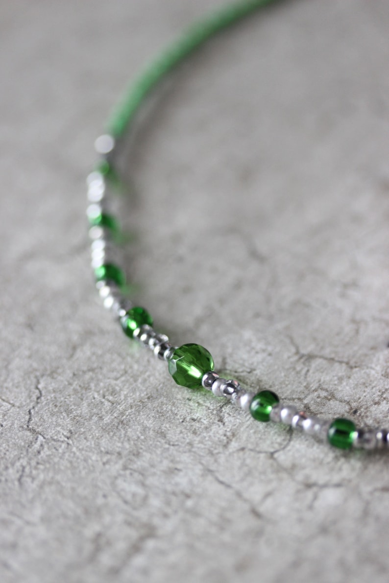 Green Silver Seed Bead Choker Green Silver Necklace Dainty Choker Short Trendy Necklace Seed Bead Choker Green Beach Choker Boho Necklace