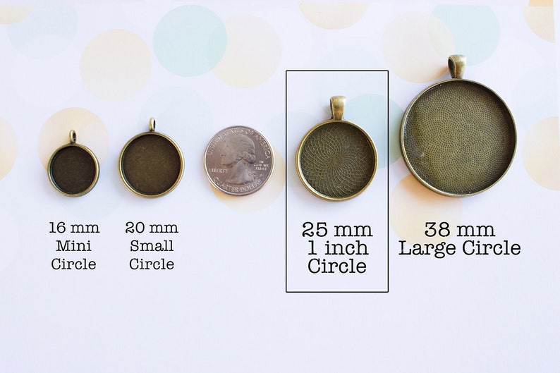 Photo Bouquet Charm Bride Bouquet Charm 25 mm 1 in Circle Wedding Photo Charm Bronze Bouquet Charm Memorial Bouquet Charm