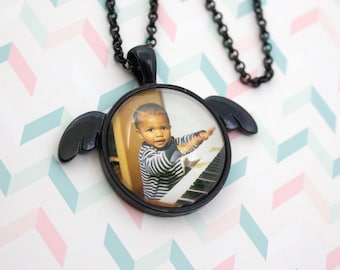 Angel Photo Necklace - Custom Photo Jewelry - Black Angel Necklace - Personalized Photo Pendant - Memorial Necklace - 25 mm / 1 inch Circle