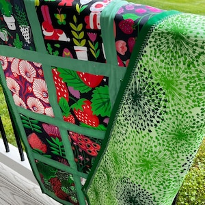 Green and Red Quilt (and it’s not Christmas)