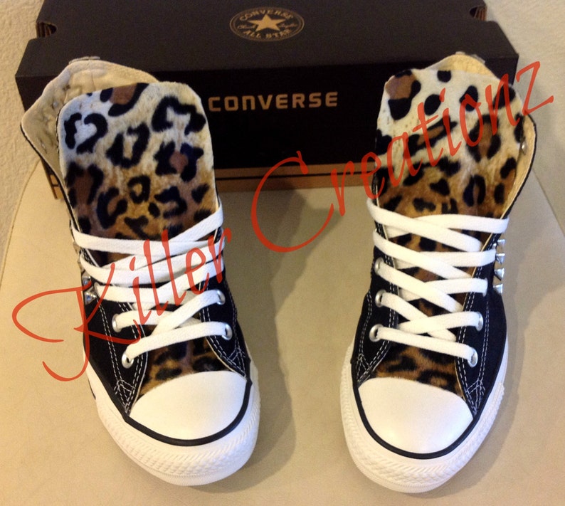 converse leopard silver