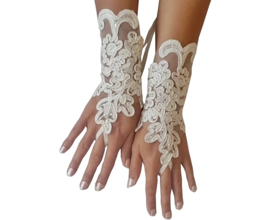 ivory lace fingerless gloves of lace fabric