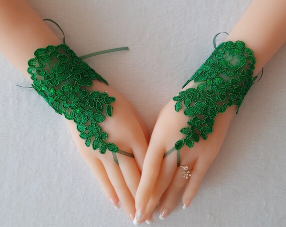 Christmas green lace gloves, fingerless gloves, prom, party, pine green, christmas wedding, christmas theme, bridal gift, yew year gift