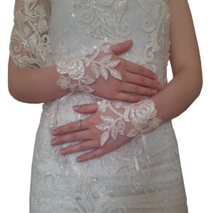 Shiny bridal gloves ivory scaled wedding gloves for bride for bridesmaids gift for wedding gift for bride