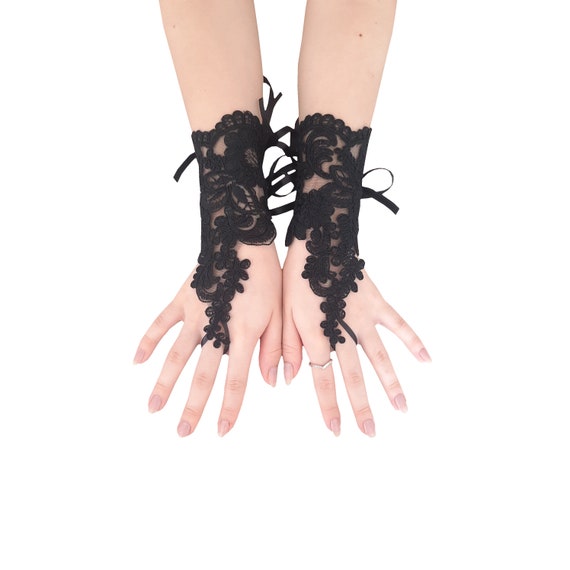 Mystic Black Lace Fingerless Gloves for Gothic Wedding Party