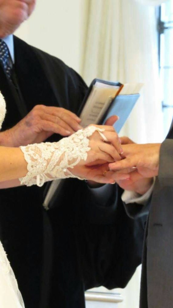 Wedding glove, bridal glove, fingerless lace, steampunk, Sparkle gloves, victorian, lolita, sexy belly dance, hand sewing