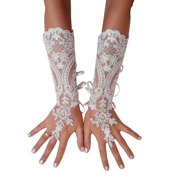 Long Ivory lace gloves, bridal gloves, lace gloves, fingerless gloves, ivory gloves, french lace gloves, long gloves, lace mittens,