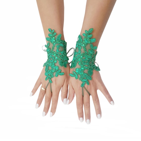 Christmas gloves, fingerless glove, lace gloves, green gloves, christmas gift, christmas wedding, fingerloop gloves, lace wedding gloves,