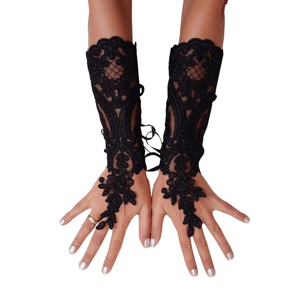 Black gothic gloves, burlesque, fingerless gloves, fingerloop glove, gothic arm warmers, black lace glove, lace glove, long gloves,