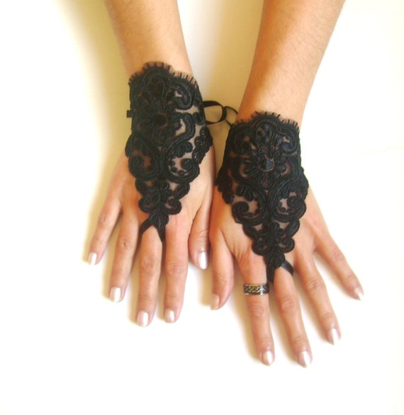 goth gothic lace black Wedding gloves, Party gloves, bridal gloves fingerless gloves french lace vampire