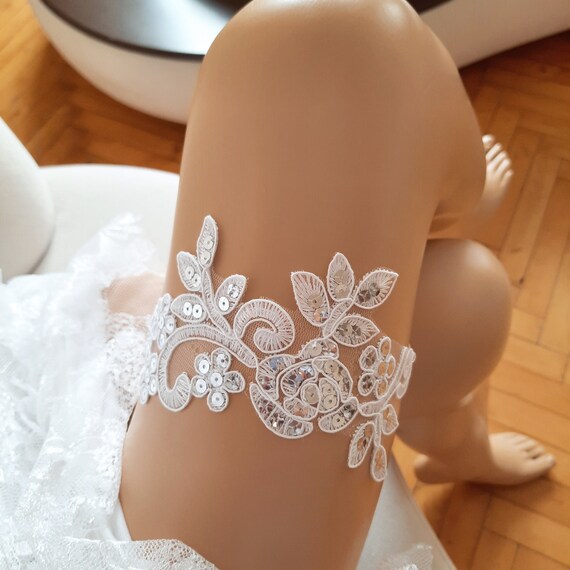 white or ivory sequin garter belt, bridal garter, wedding garter, shine garter belt, silvery garter, party garter, prom garter, beach party