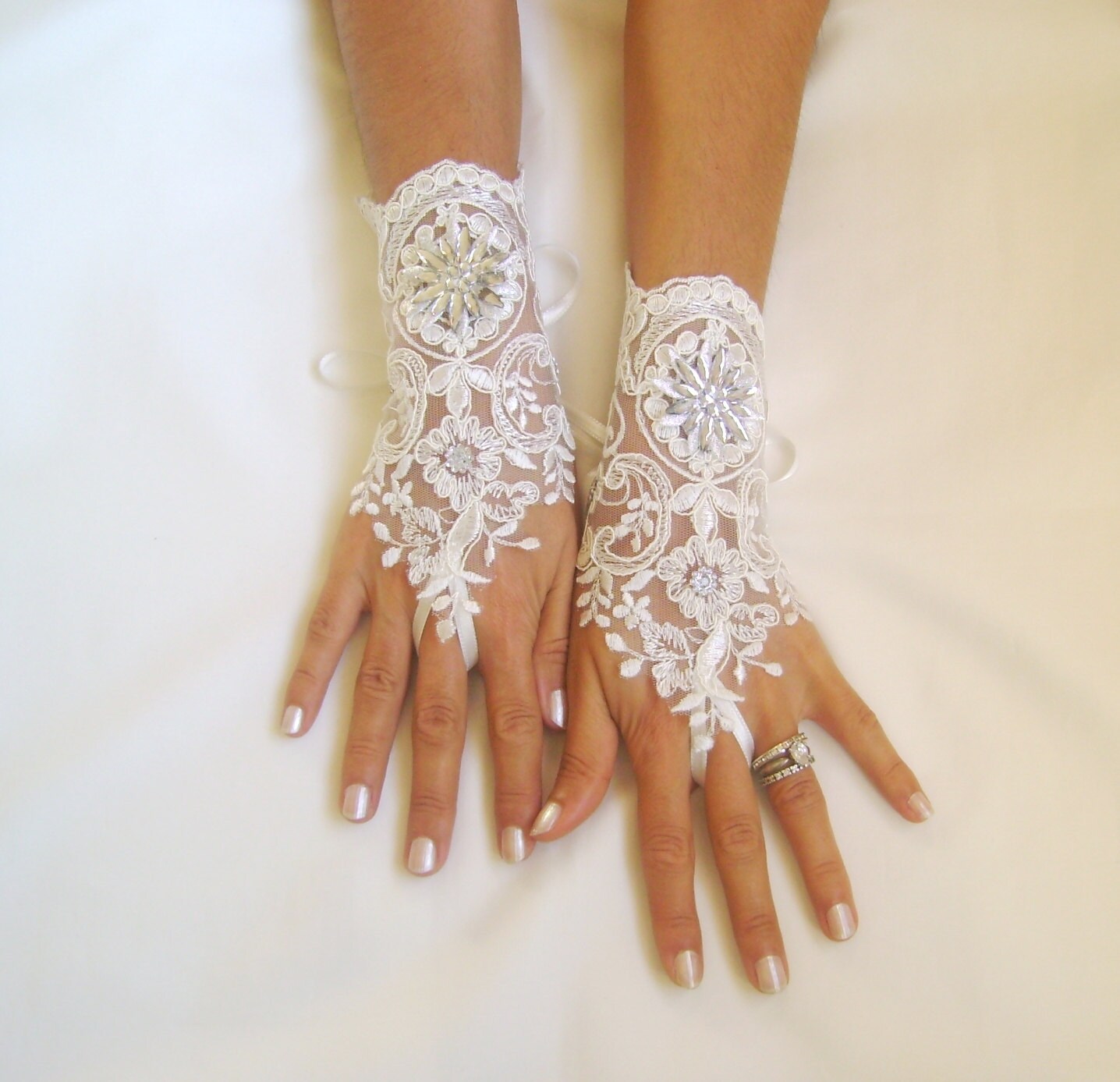 Ivory lace gloves bridal wedding gloves lace gloves