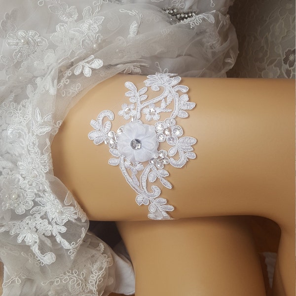 White bridal garter belt, wedding garter, 3d flower garter, bridal garter, white garter,  white wedding accessory