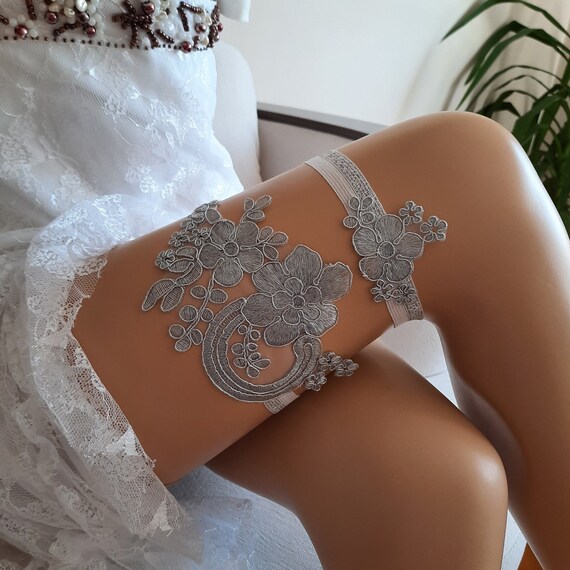 Silver garter set, wedding garter,garter for wedding, garter set, prom garter, toss garter, modern garter, bridetobe, lace garter, garter