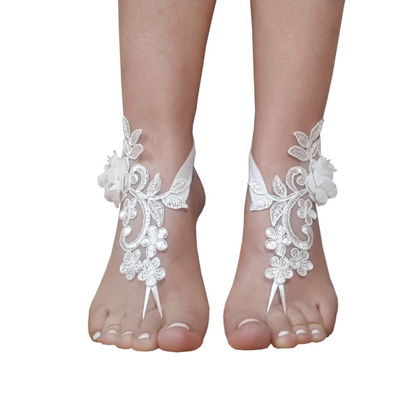 Sandales aux pieds nus de mariage de plage, perle de fleur 3d ivoire, pieds nus de mariage, pieds nus, vêtements de plage, cheville de mariée, dentelle de bracelet, fête de mariage