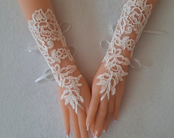 Fingerless gloves lace Ivory Wedding gloves bridal gloves lace gloves fingerless gloves french lace gloves gloves bridal accessory bridetobe